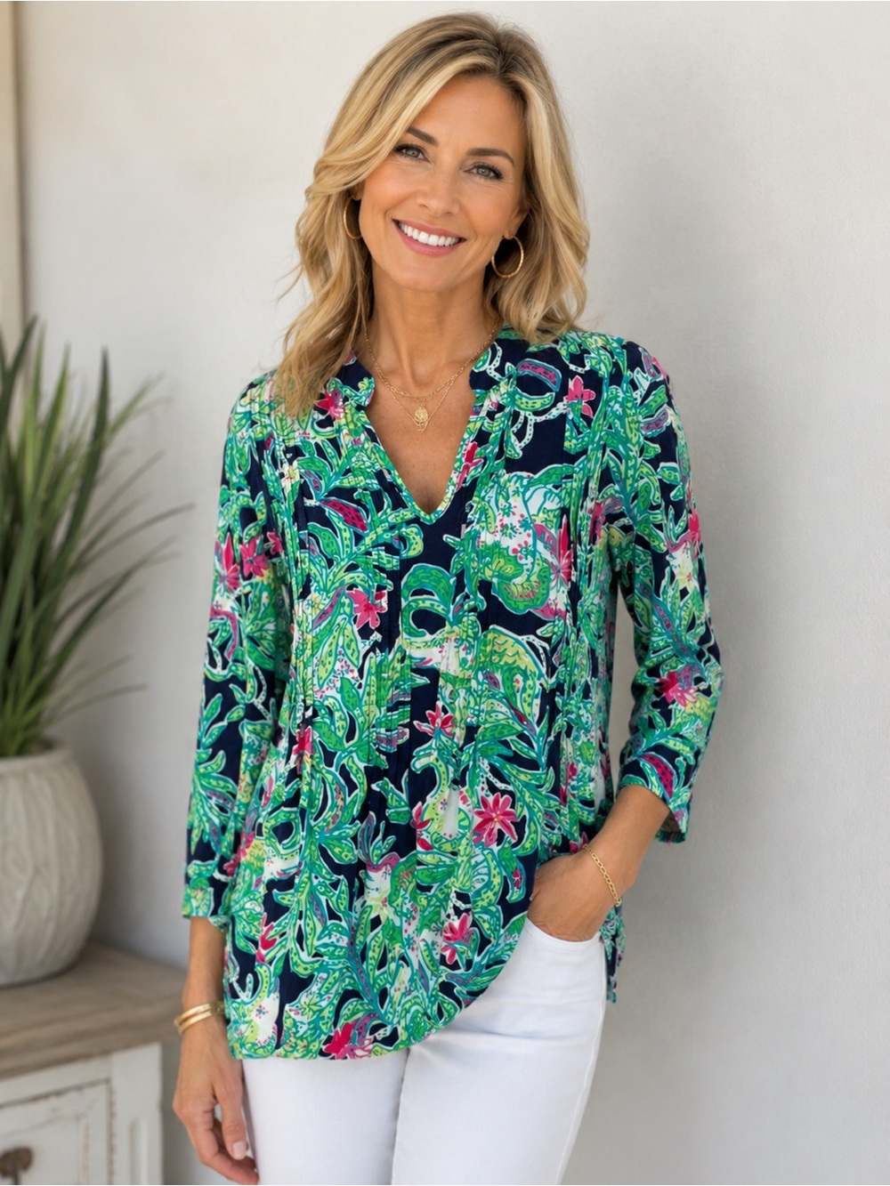 Lilly Pulitzer Harbor Island Navy &‎ Green Floral Elephant Tunic Top, Small